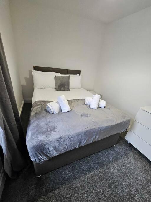 Fully Equipped Kitchen, Double Room 尼思 外观 照片